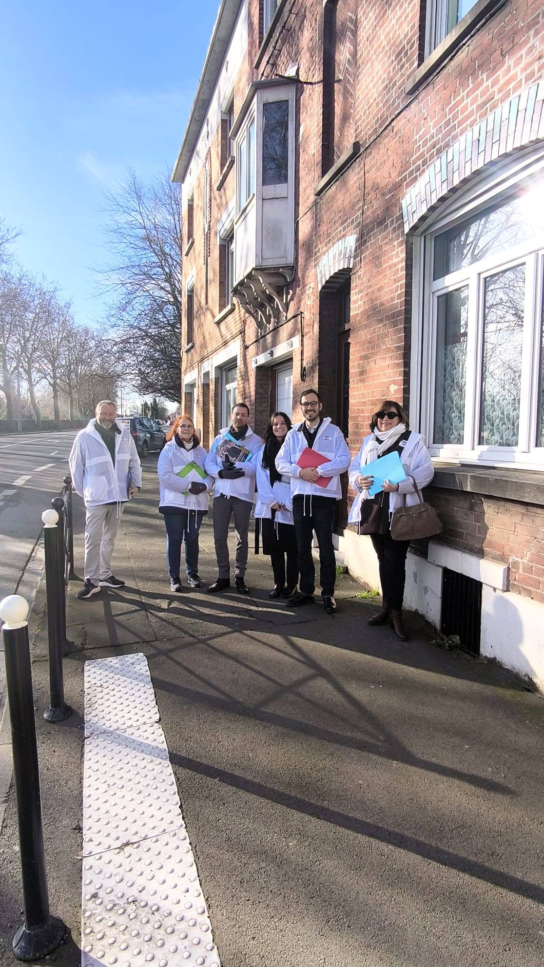 Nouvelle session de porte à porte